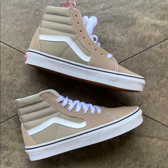 VANS SK8-Hi Desert Taupe/True White WMNS - Picture 13 of 16